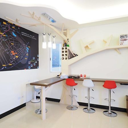 Love And Peace B&B Taitung Екстериор снимка