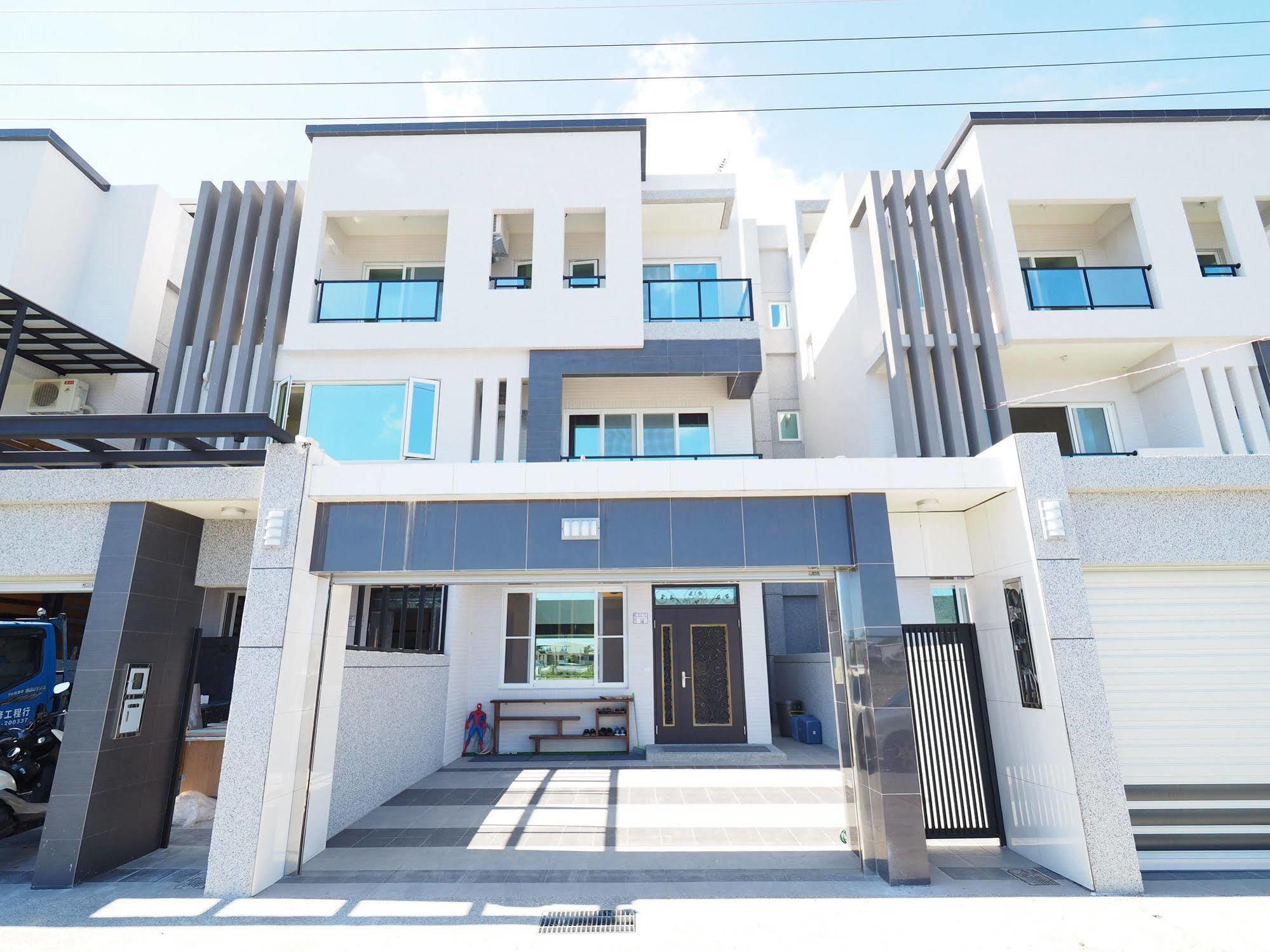 Love And Peace B&B Taitung Екстериор снимка
