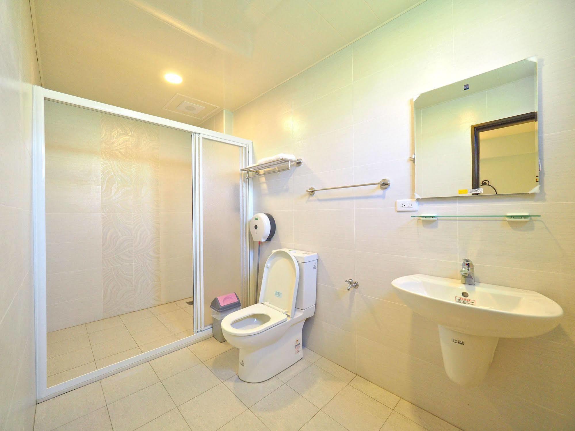 Love And Peace B&B Taitung Екстериор снимка
